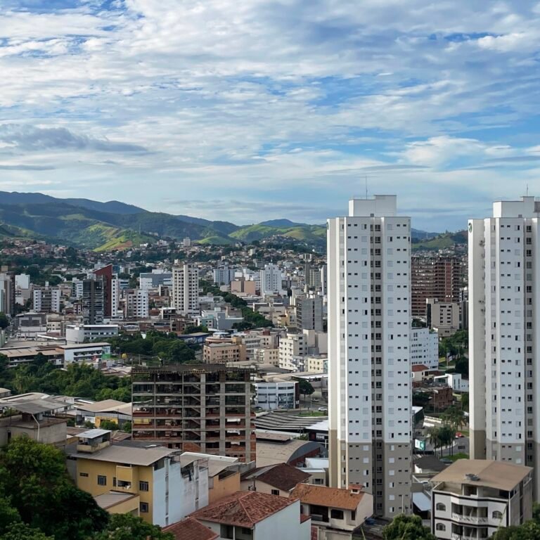 Prédios_entre_os_B