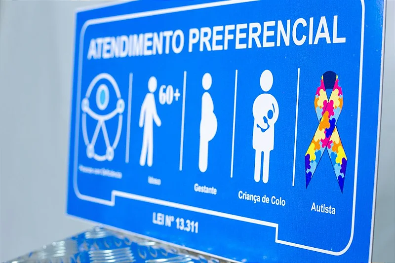 Lei que inseriu o símbolo do autismo em Ouro Preto completa oito anos